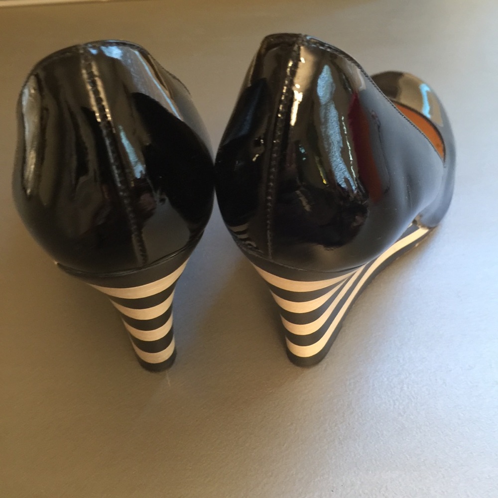 RARE MINT CONDITION Kate Spade NY Kiki Wedge Heel - Picture 7 of 7